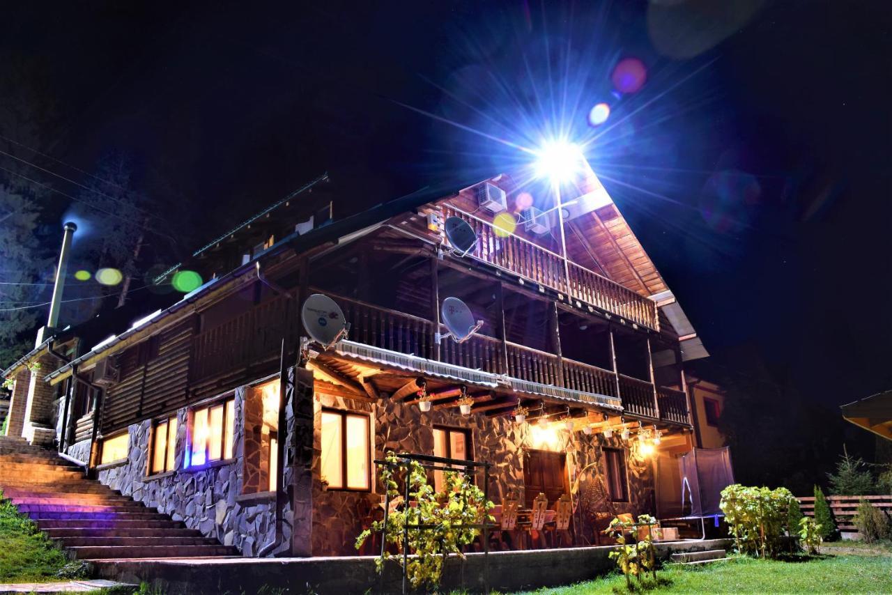 Cabana Soveja Exteriér fotografie